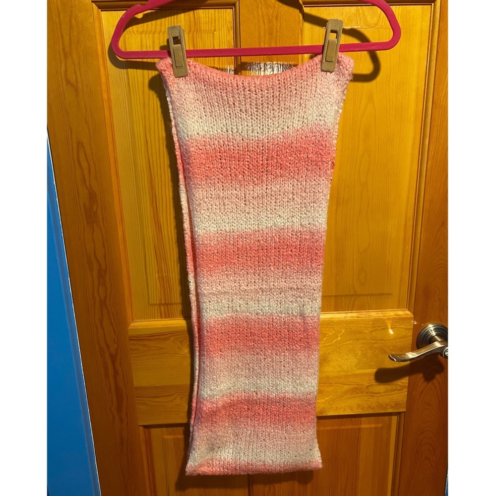 “New York & Company” Pink Ombré Infinity Scarf